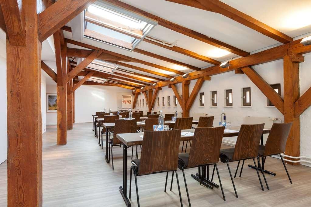 Vienna House By Wyndham Havelufer Potsdam Hotel Facilities photo
