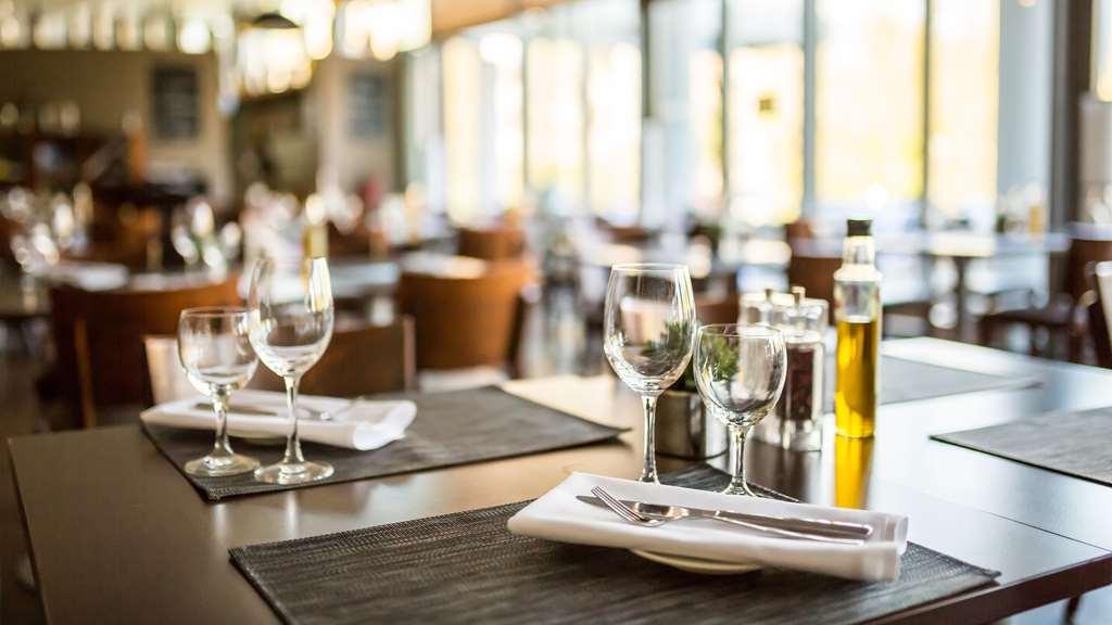 Vienna House By Wyndham Havelufer Potsdam Hotel Restaurant photo